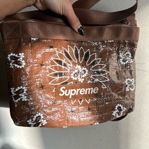 Supreme purse